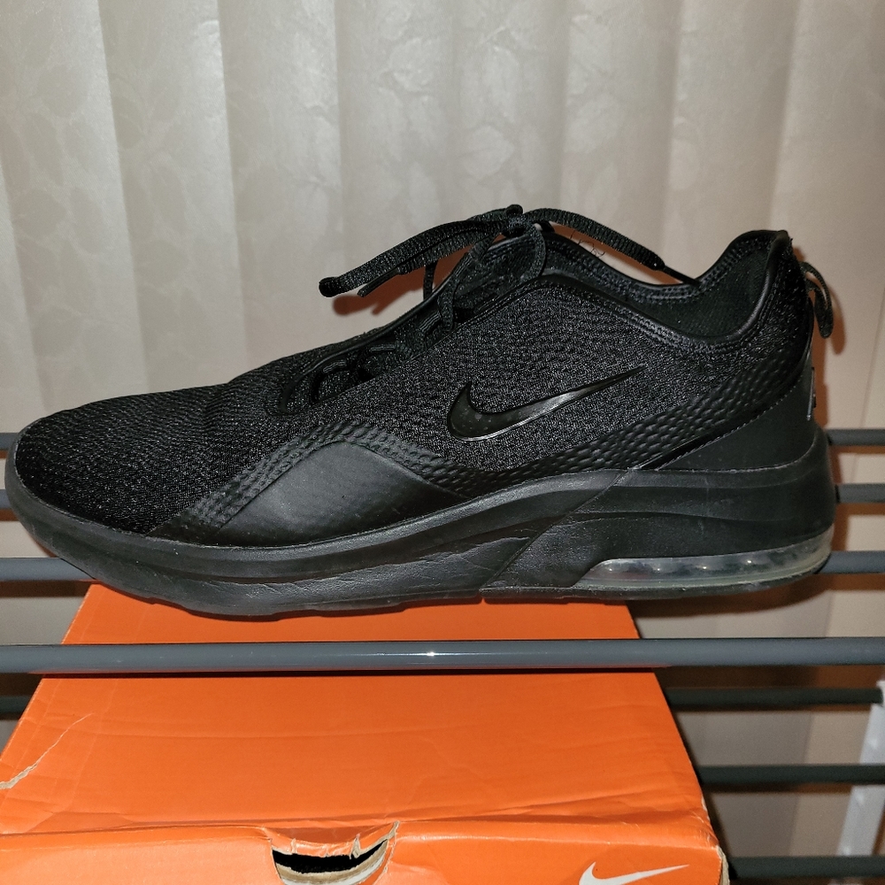 Nike,  Size 13 and Black